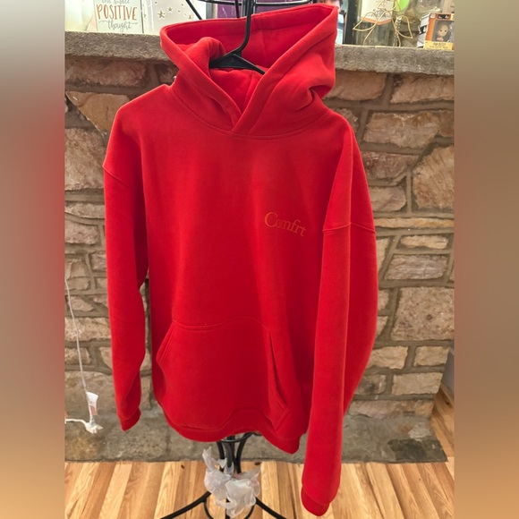 Comfrt Crimson Minimalist Hoodie Size Medium - Picture 3 of 4
